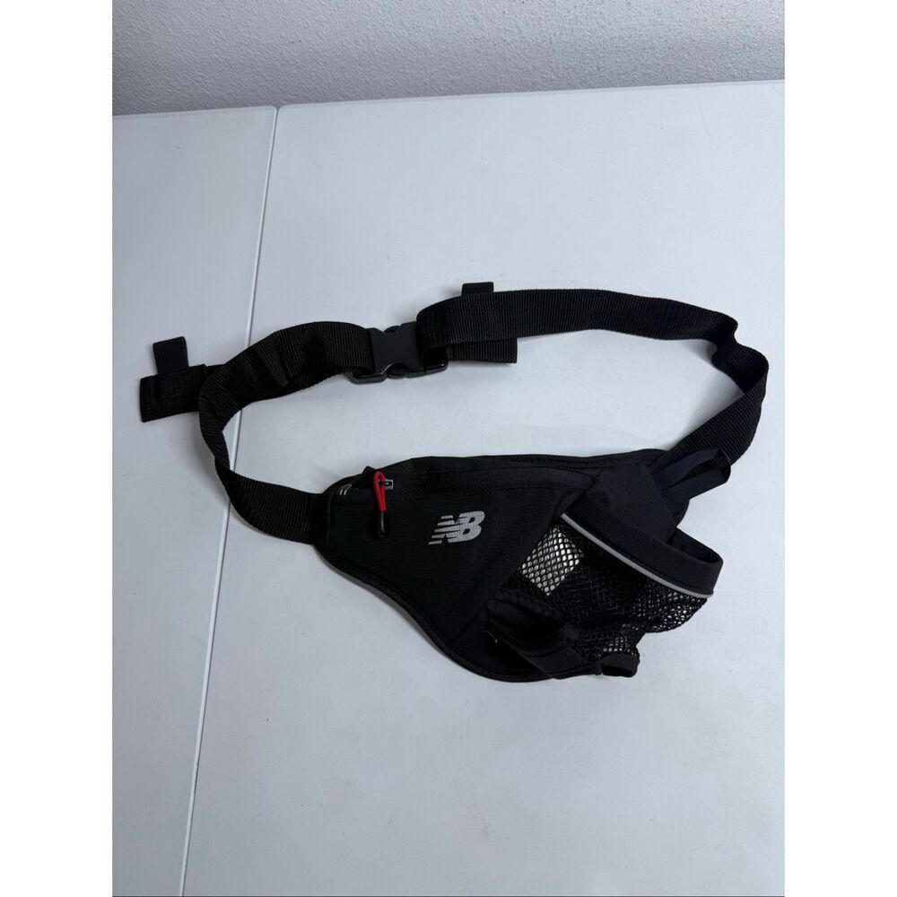 New Balance Triangle Hydration Waist PacK-Adjustable Belt